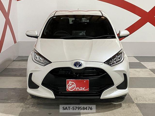 Toyota YARIS 2022-05 6818323-4