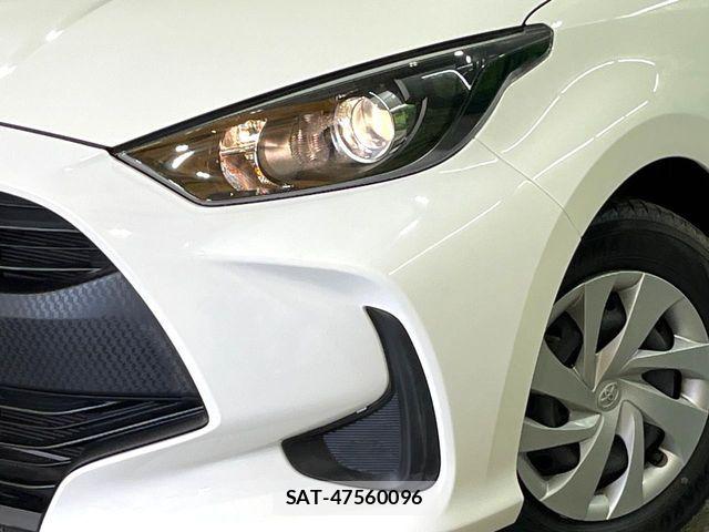 Toyota YARIS 2023-03 6818334-11