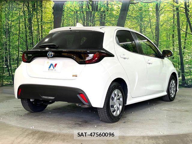 Toyota YARIS 2023-03 6818334-15