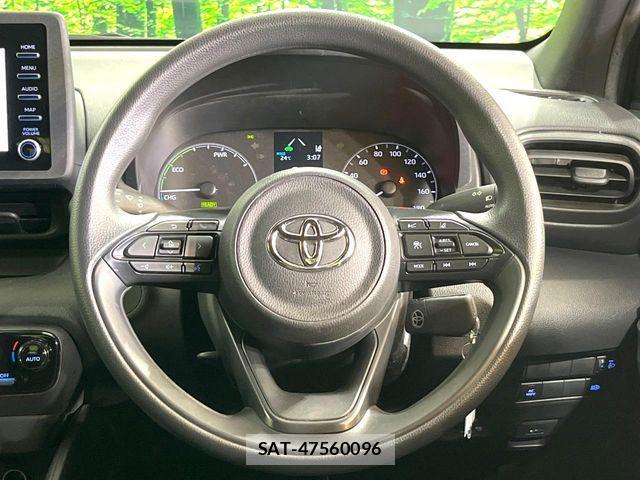 Toyota YARIS 2023-03 6818334-6