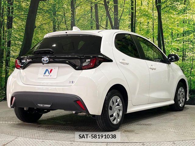 Toyota YARIS 2023-03 6818333-17