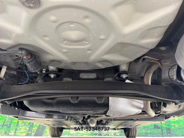 Toyota YARIS 2023-10 6818324-18