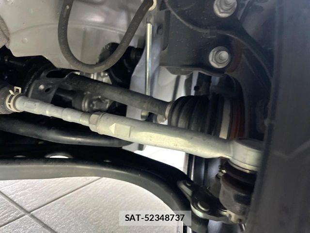 Toyota YARIS 2023-10 6818324-19