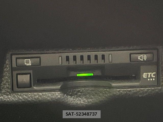 Toyota YARIS 2023-10 6818324-6