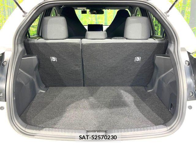 Toyota YARIS 2024-08 6916109-10