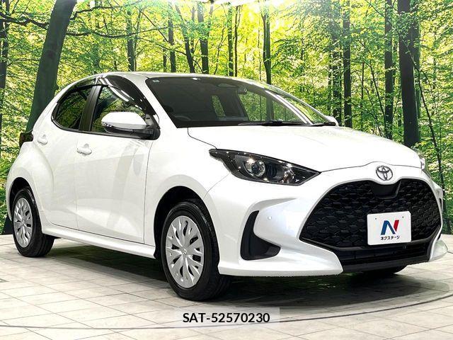 Toyota YARIS 2024-08 6916109-16
