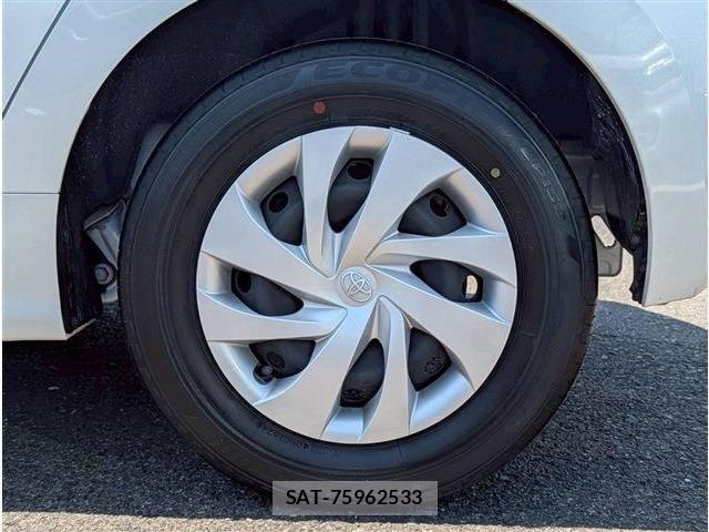 Toyota YARIS 2024-08 6916114-11
