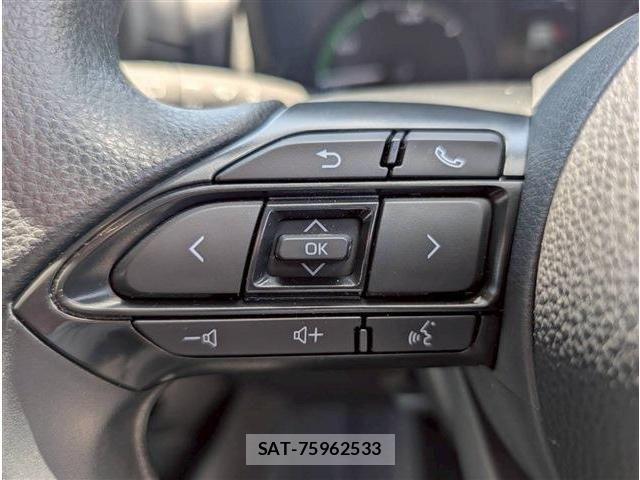 Toyota YARIS 2024-08 6916114-19