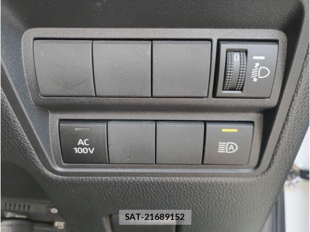 Toyota YARIS 2023-04 6916116-9
