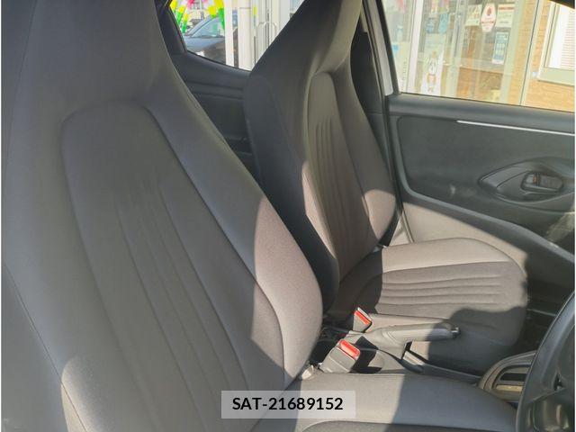 Toyota YARIS 2023-04 6916116-1