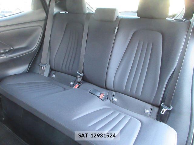 Toyota YARIS 2023-08 6916113-14