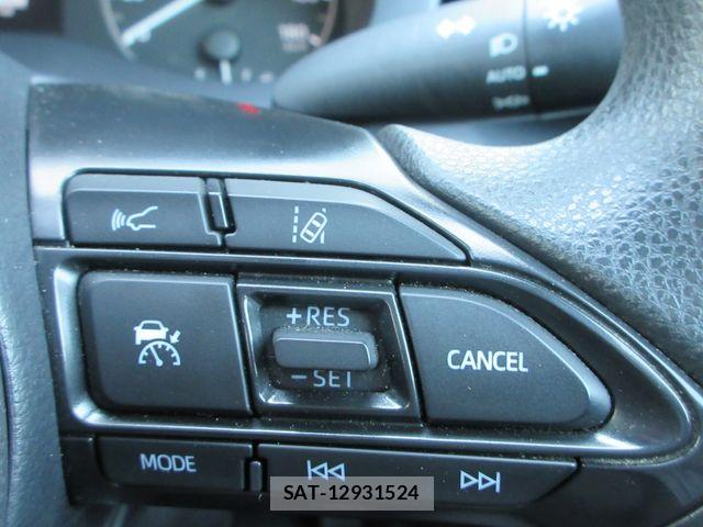 Toyota YARIS 2023-08 6916113-6