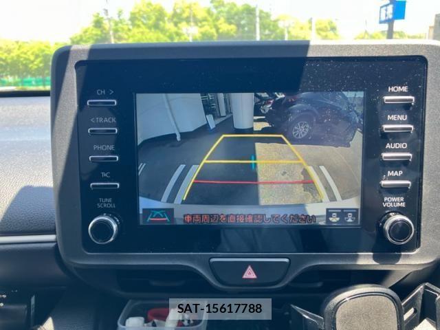 Toyota YARIS 2020-07 6916121-18