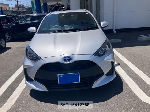 Toyota YARIS 2020-07 6916121-2