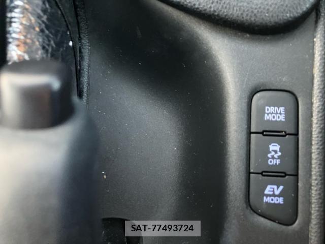 Toyota YARIS 2020-08 6999370-18