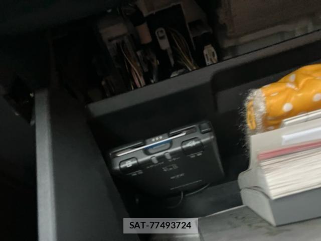 Toyota YARIS 2020-08 6999370-23