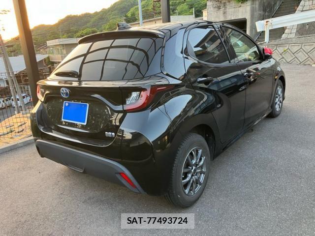Toyota YARIS 2020-08 6999370-1