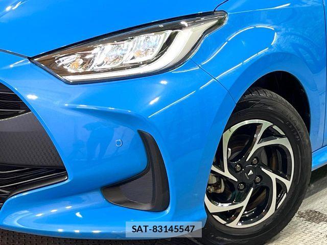Toyota YARIS 2021-08 6999366-11
