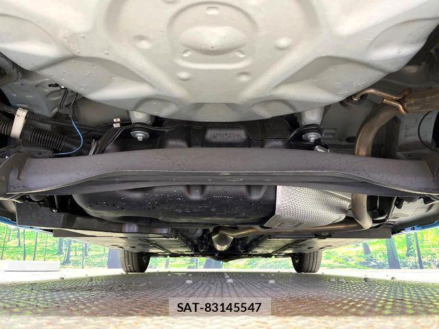 Toyota YARIS 2021-08 6999366-18