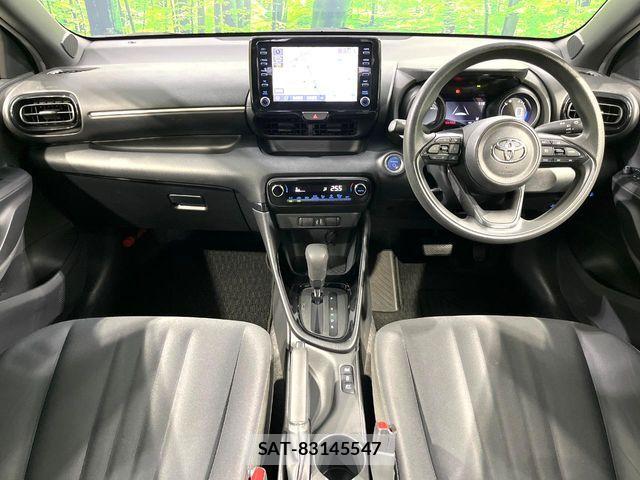 Toyota YARIS 2021-08 6999366-1