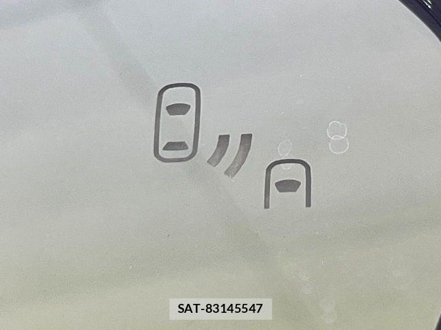 Toyota YARIS 2021-08 6999366-5
