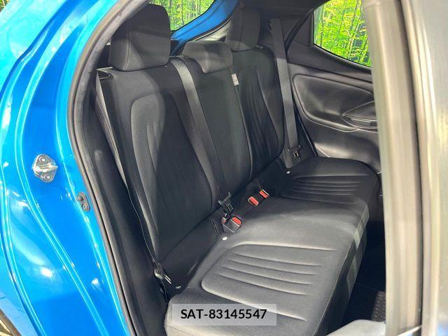 Toyota YARIS 2021-08 6999366-8
