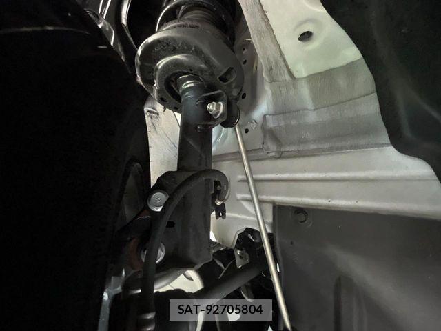 Toyota YARIS 2023-04 6999364-19