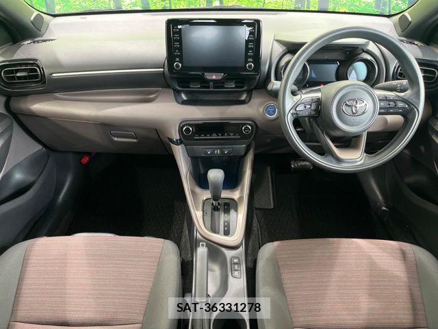 Toyota YARIS 2022-05 7061579-1