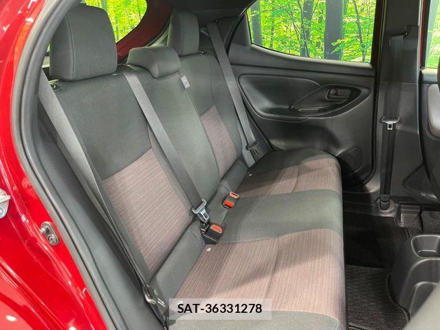 Toyota YARIS 2022-05 7061579-8