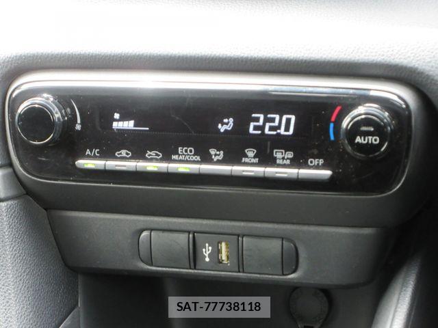 Toyota YARIS 2023-08 7061580-10