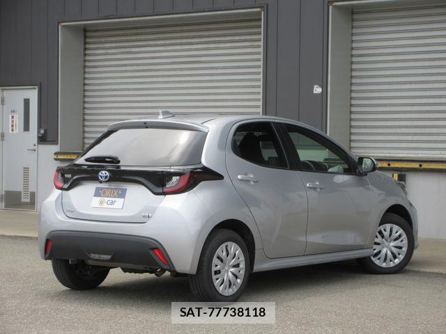 Toyota YARIS 2023-08 7061580-2