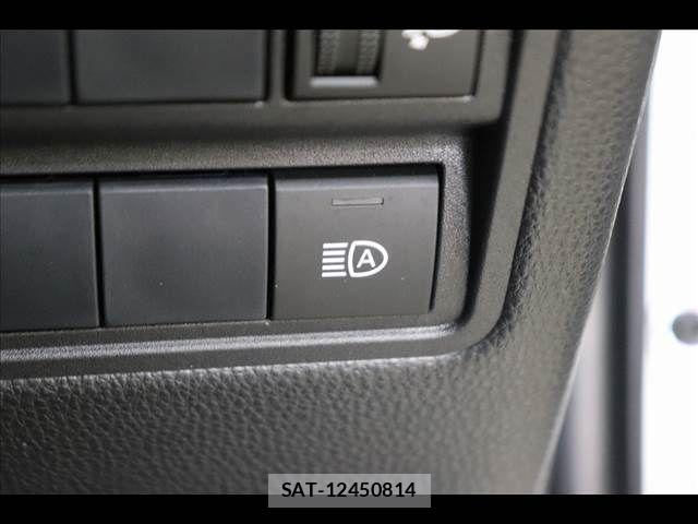 Toyota YARIS 2021-01 7061584-6