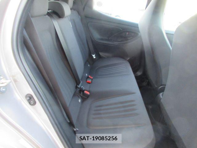 Toyota YARIS 2024-01 7061583-11