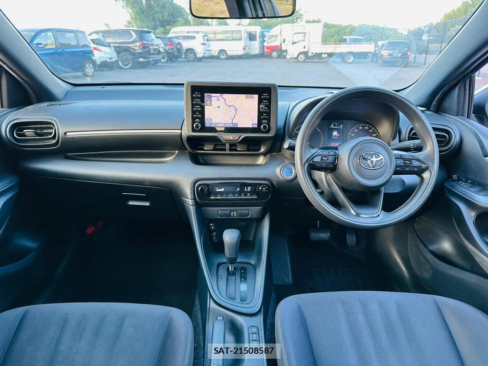 Toyota YARIS 2021 7074644-12