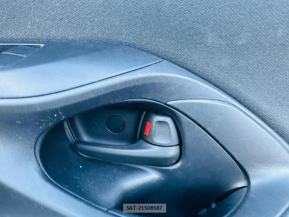 Toyota YARIS 2021 7074644-19