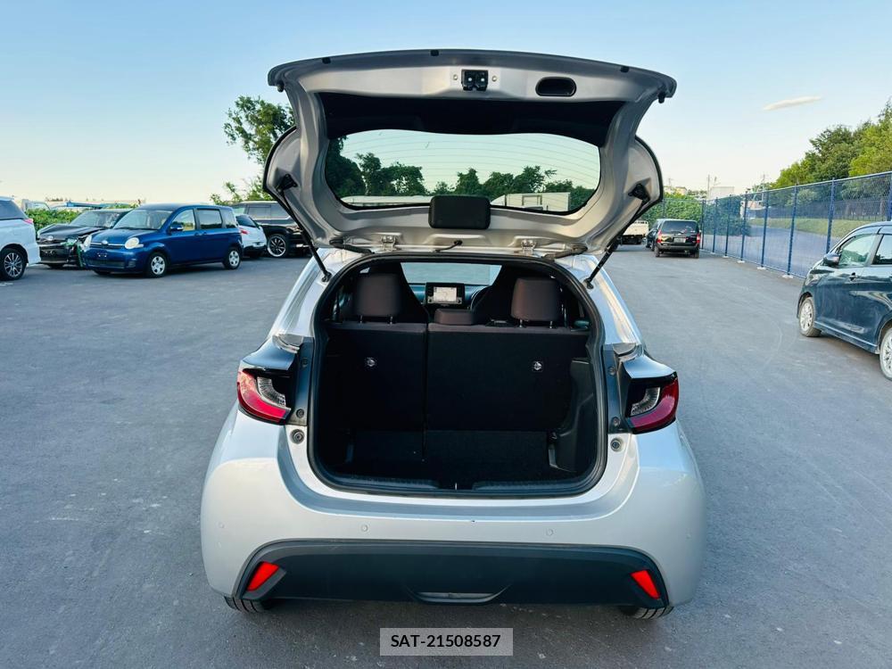 Toyota YARIS 2021 7074644-25