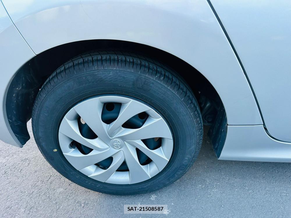 Toyota YARIS 2021 7074644-26