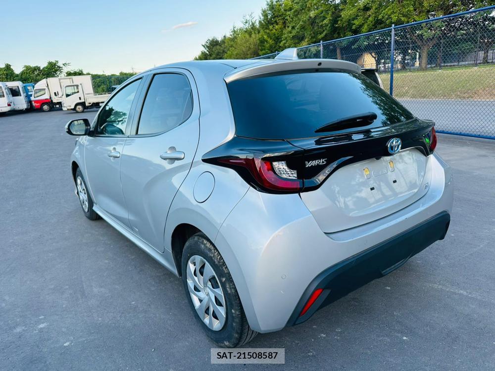 Toyota YARIS 2021 7074644-2