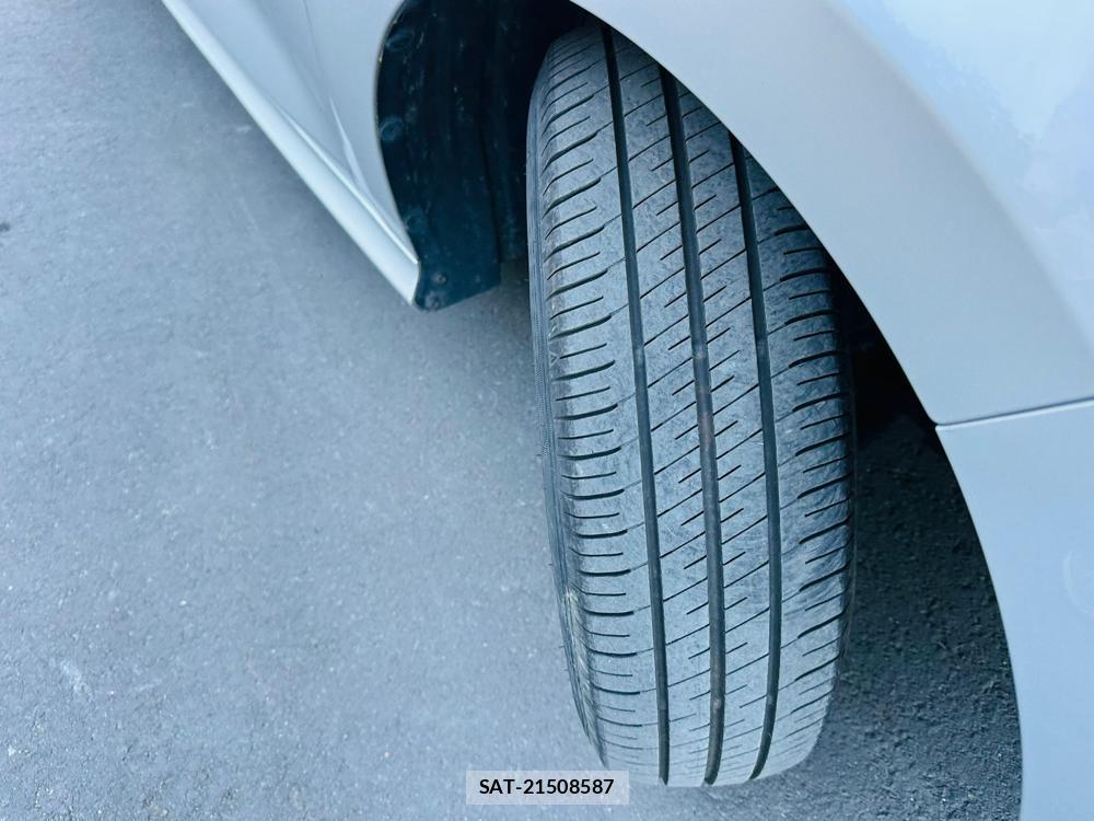 Toyota YARIS 2021 7074644-31