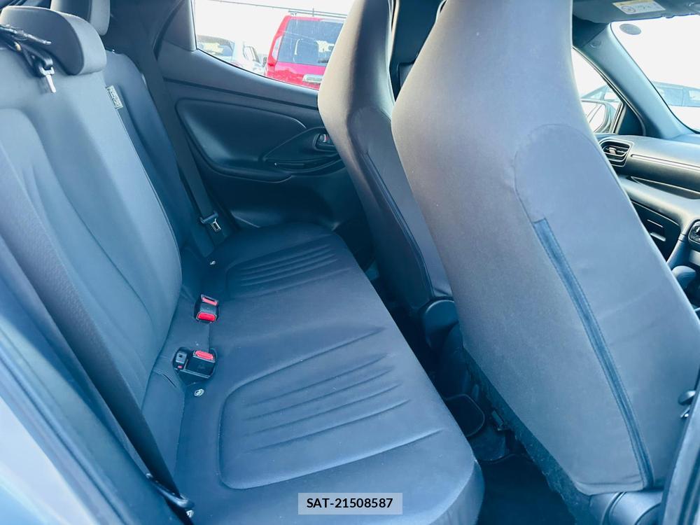 Toyota YARIS 2021 7074644-8