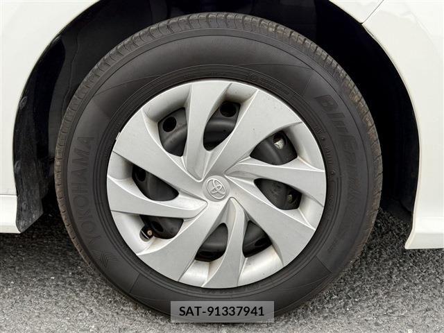 Toyota YARIS 2023-03 7227820-12
