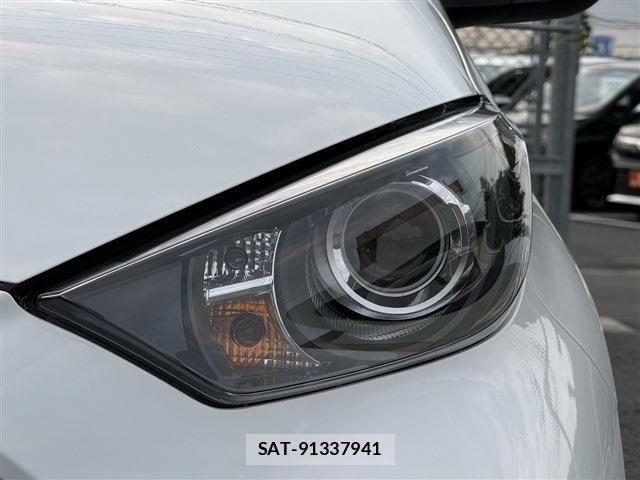 Toyota YARIS 2023-03 7227820-25