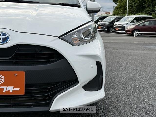 Toyota YARIS 2023-03 7227820-26