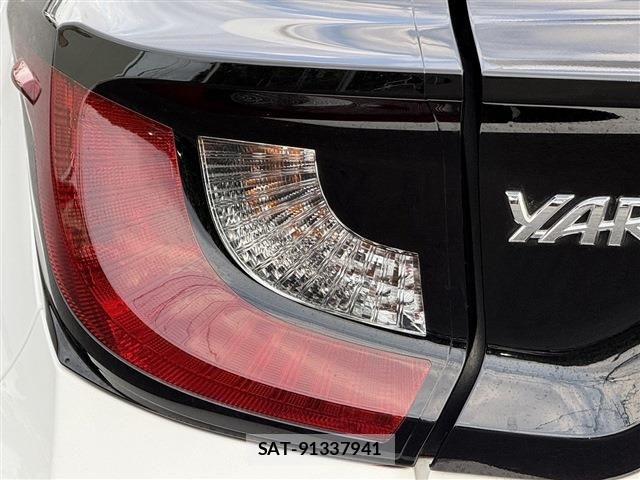 Toyota YARIS 2023-03 7227820-28