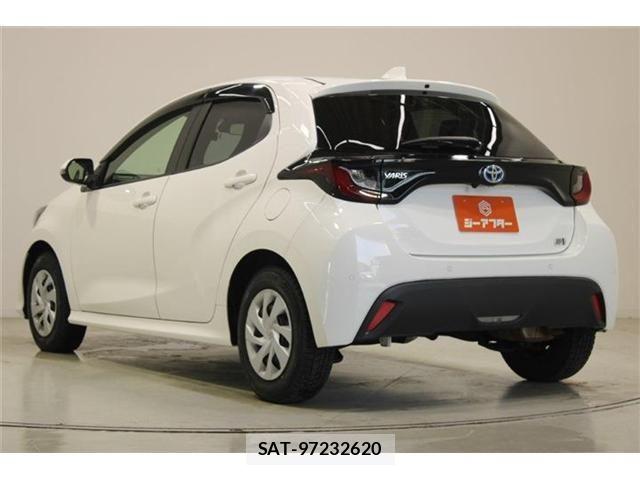 Toyota YARIS 2021-04 7227815-9
