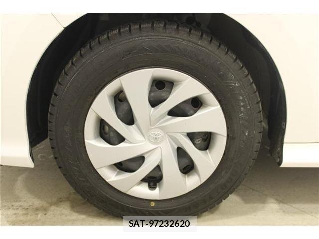 Toyota YARIS 2021-04 7227815-24