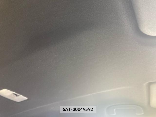 Toyota YARIS 2022-05 7227814-21