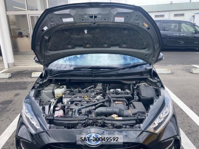 Toyota YARIS 2022-05 7227814-22