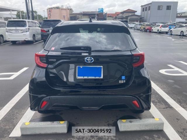 Toyota YARIS 2022-05 7227814-3