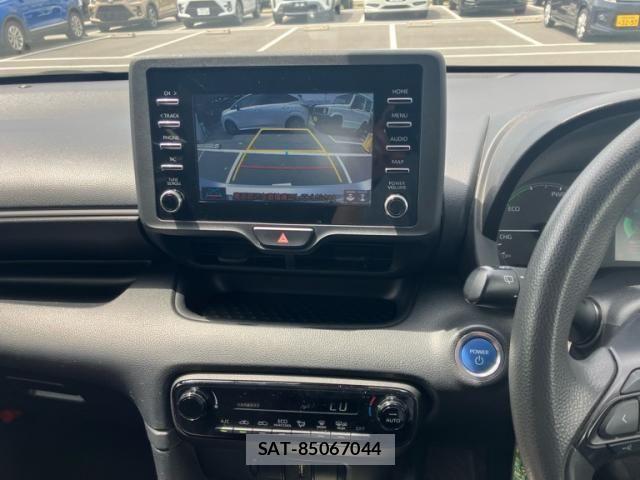 Toyota YARIS 2020-03 7227812-17